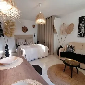 Superbe Studio Ethnique Appartement