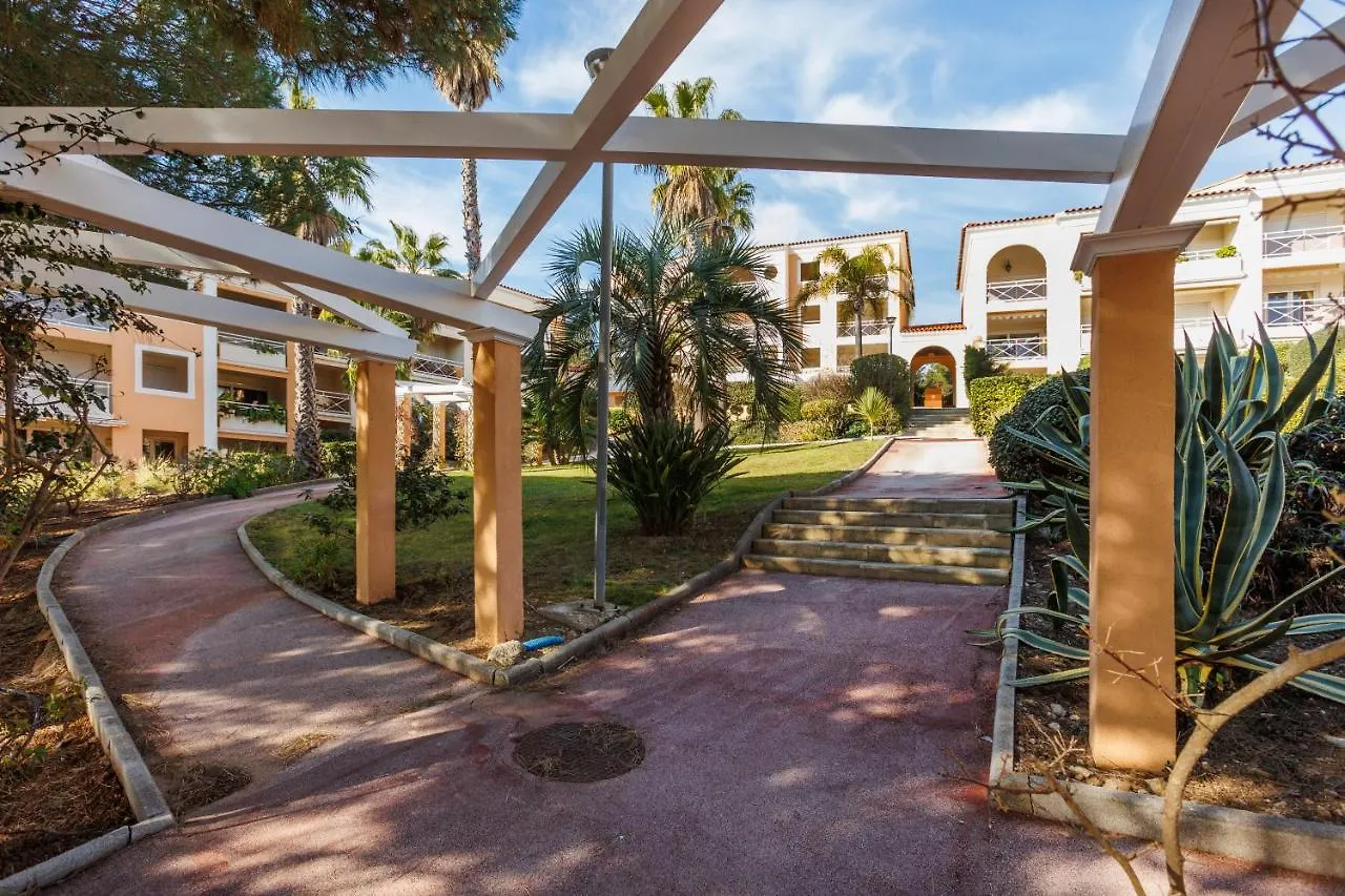 La Girelle De Vacances Giens Hyères Apartment